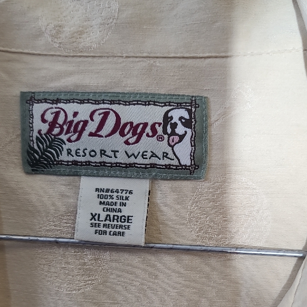 Big Dogs Cream Casual Button Down Shirt with Textured Pattern - Picture 2 of 8